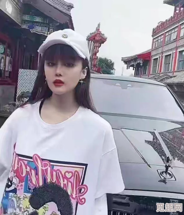仙踪林无码成人片引发热议，网友热议剧情新高度，成人影片背后故事层层揭秘，令人欲罢不能！
