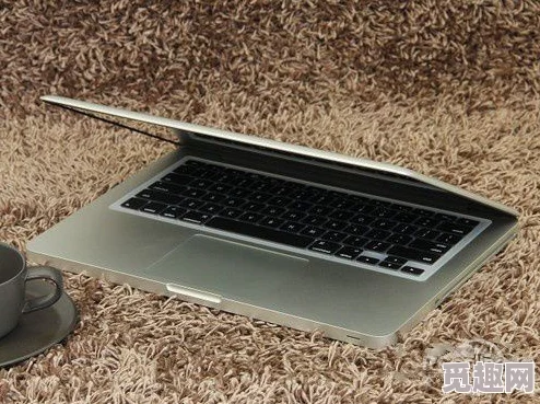 19岁macbookpro中国：网友曝出这款老旧笔记本竟然隐藏着不为人知的神秘故事，背后有多少青春回忆？
